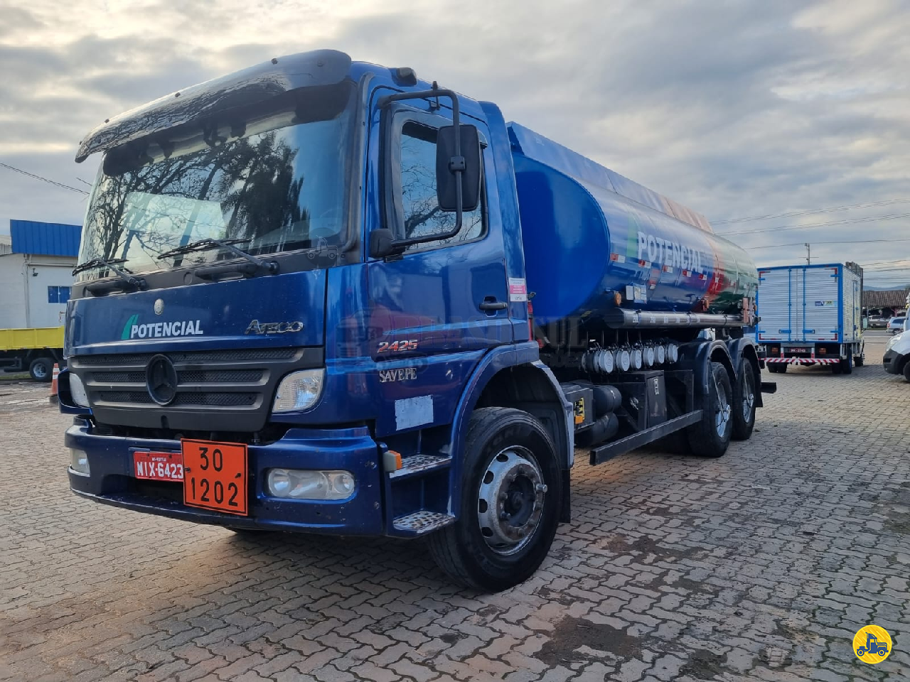 CAMINHAO MERCEDES-BENZ MB 2430 Tanque Aço Truck 6x2 Brasil Sul Caminhões PORTAO RIO GRANDE DO SUL RS
